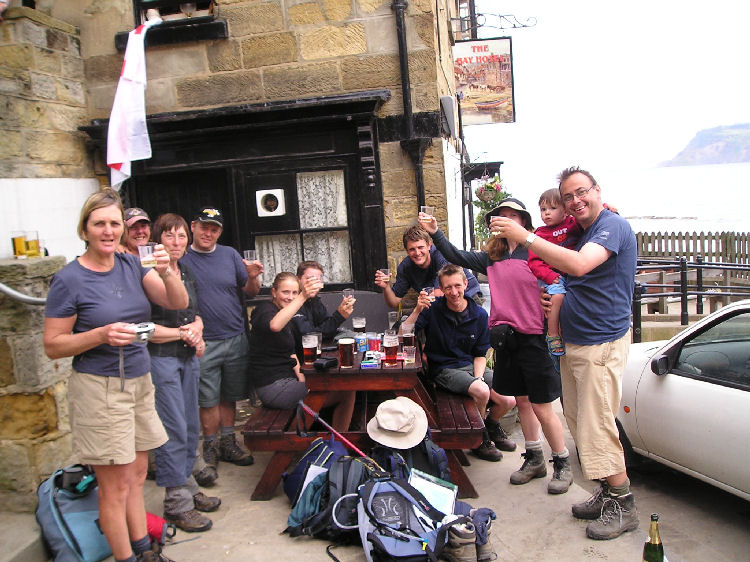 The C2C bubble gang.. Dale (with Nat), Kate (obscured by Dale's arm) of the guided group, Karen, Michael, Mark and Matt aka the Young Hostellers, Karen, Paul, Pat and Miriam